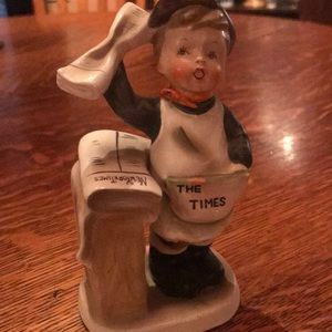 Hummel- Newsboy-New York Times